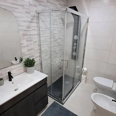 Ao Lado Da Estacao Do Metro! Appartement *